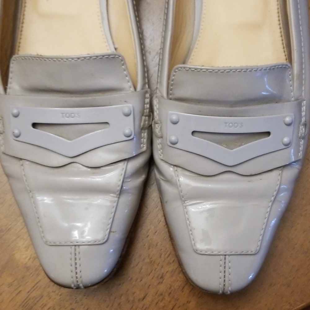 Women's Tod's oatmeal leather loafers - Picture 2 of 8